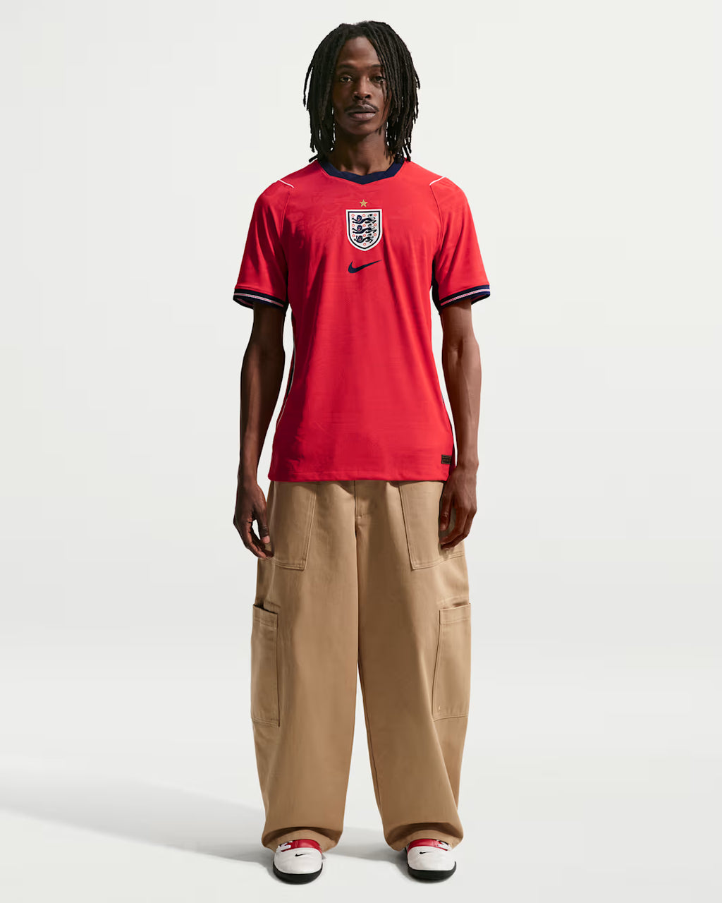 Maillot de football Angleterre extérieur 2026 Ethan Business, design officiel, édition premium, vue de face avec logo et détails.