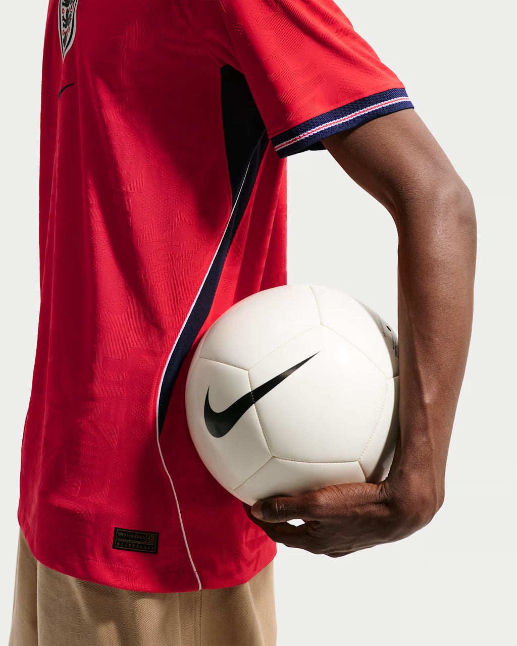 Maillot de football Angleterre Extérieur 2026 Ethan Business, édition premium, nouveau design officiel, vue de face.