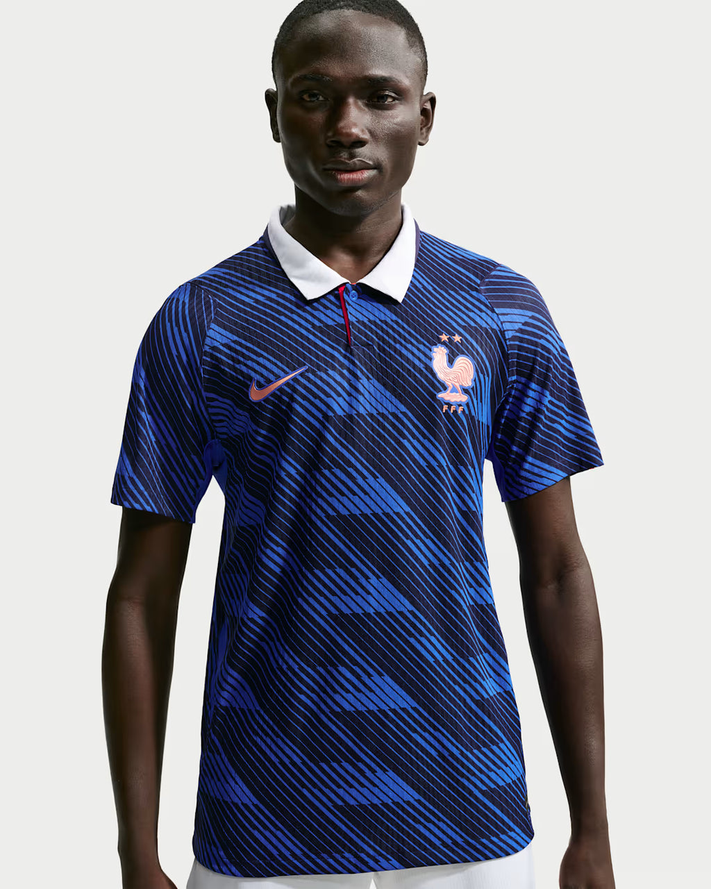 Maillot de football France Domicile 2026 officiel, édition premium, design neuf, marque Ethan Business, maillots club.
