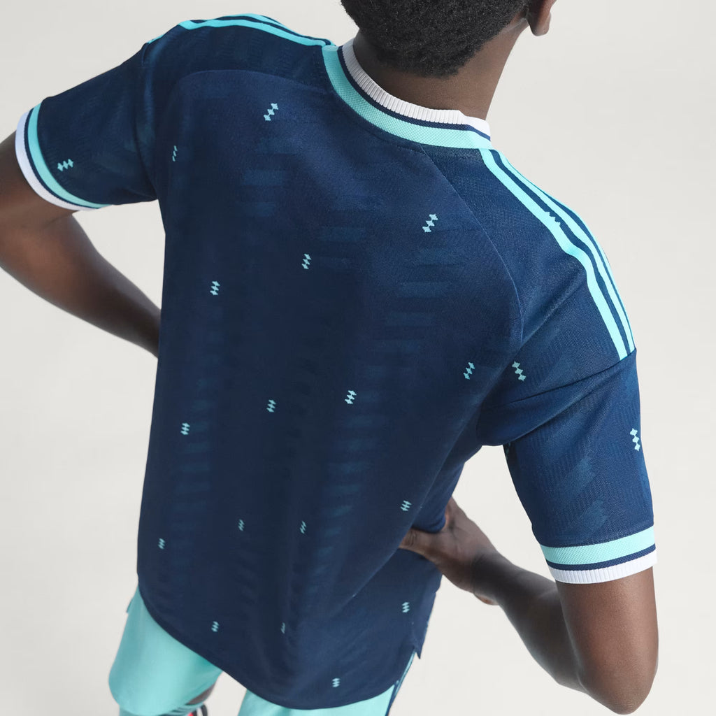 Maillot extérieur de l'Allemagne 2026 officiel Ethan Business, design authentique bleu, maillot de football de club.