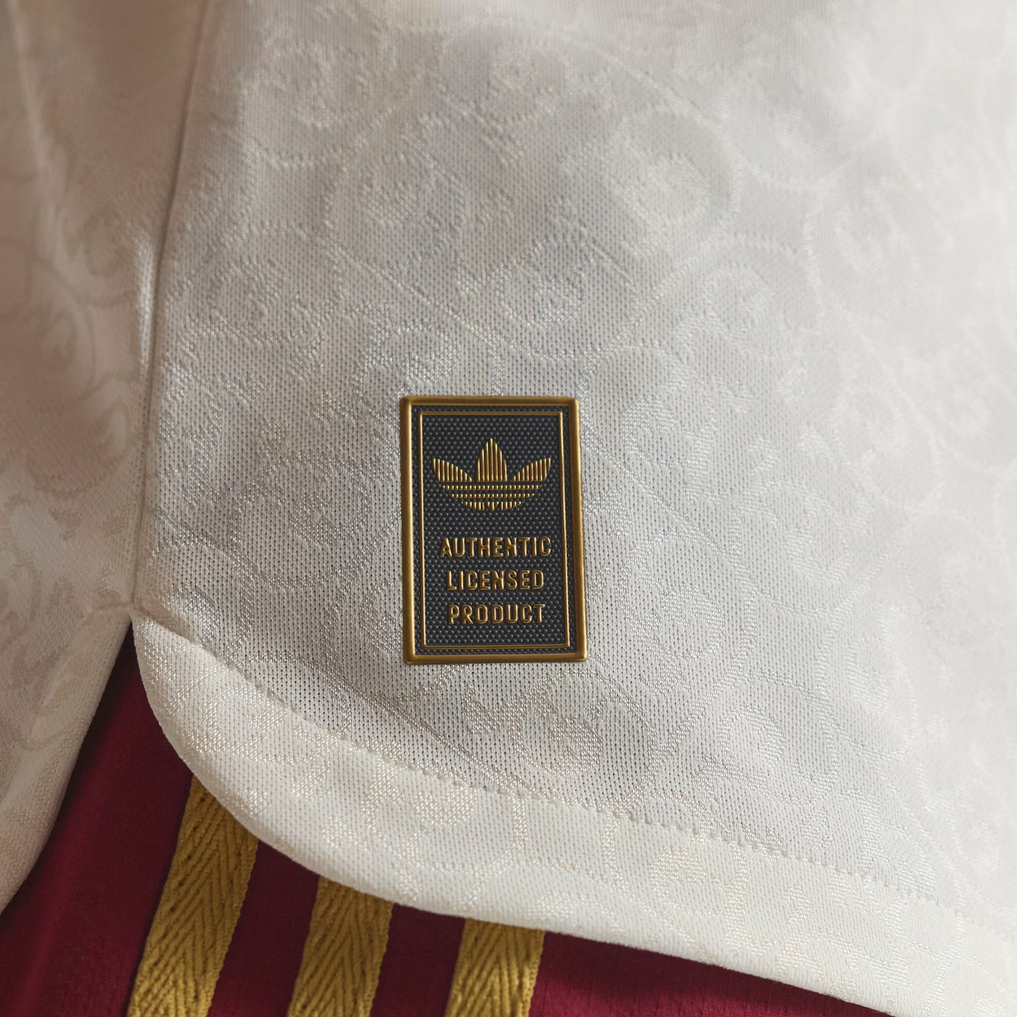 Maillot extérieur officiel de l'Espagne 2026, édition premium, blanc, avec logo du club et détails authentiques, par Ethan Business.